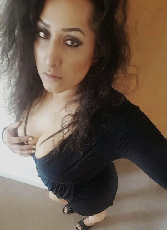 ECE27579 A8AD 4B00 8162 C310C92E49FF